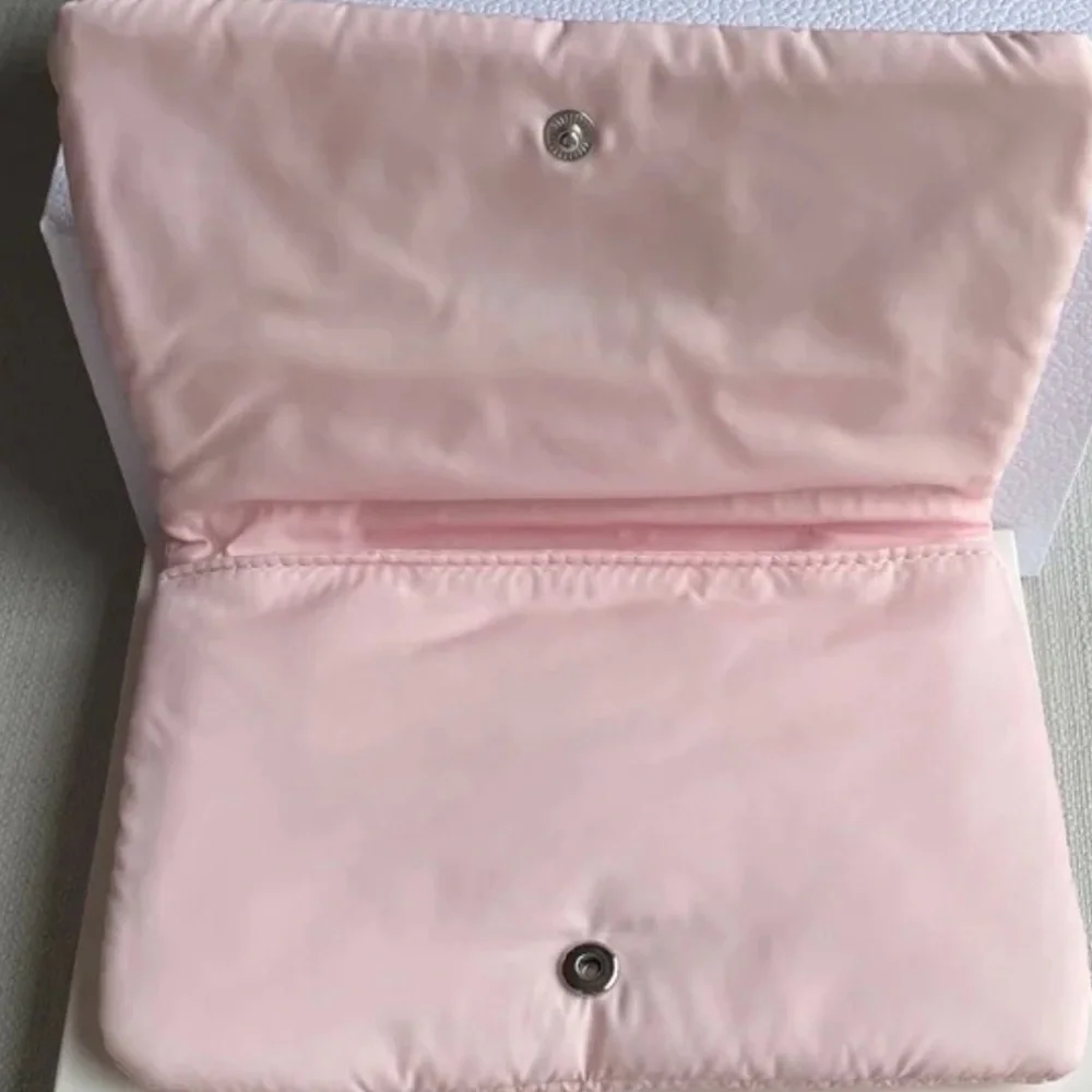 Dior Pink Puffy Cosmetic Bag, NIB 8x 5 - Picture 3 of 8